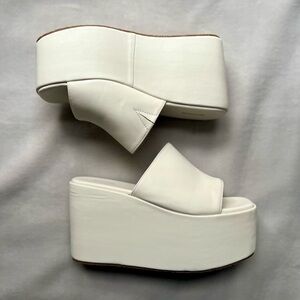 NIB Square Toe Platform Mules